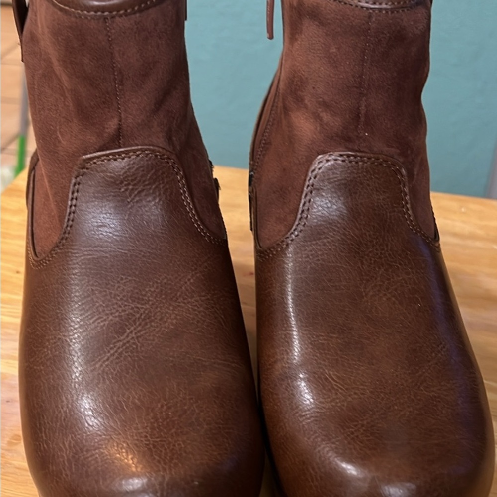 Brown Leather Ankle Boots - Picture 3 of 9